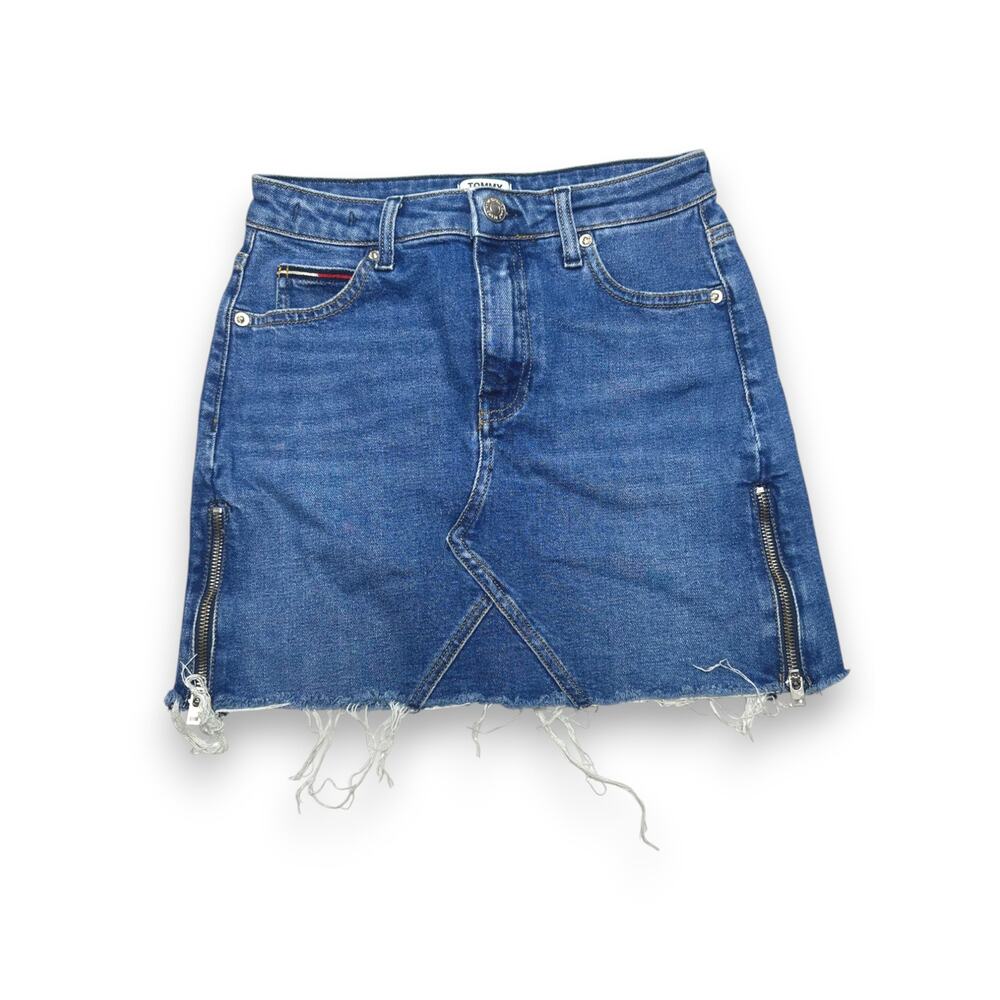 Tommy Jean Denim Mini Skirt Size 26 Raw Hem & Zipper Detail